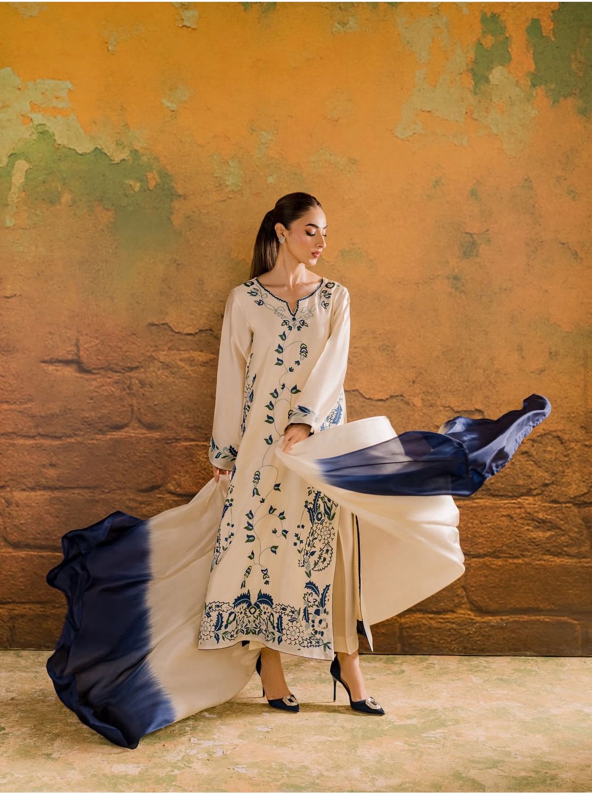 Juliette - 3pc Embroidred Suit - Premium Fabric