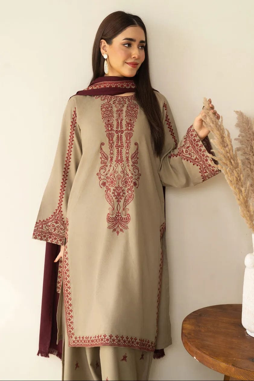 Romaisa Embroidery 2pc